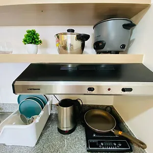 Luxury Two Bedroom With Balcony In South Of Pinas Apartment Manila